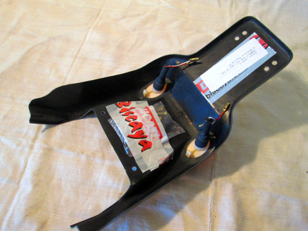 Nummerplåtshållare med blinkers Carbon, Monster 93-99 - Bild 2